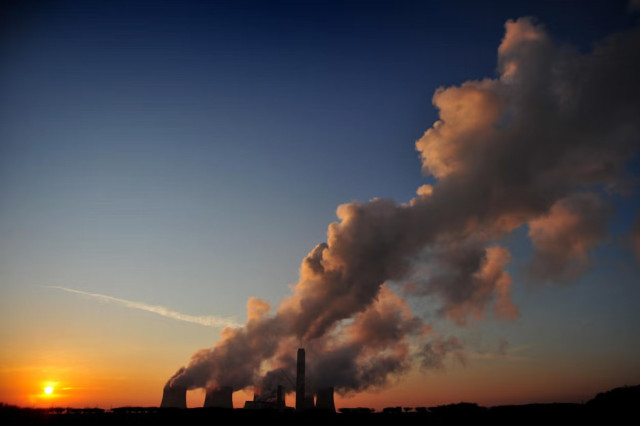 The sun sets over Ratcliffe on Soar Power Station near Nottingham